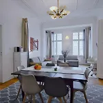 דירה Elegante Altbauwohnung *
