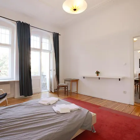 Elegante Altbauwohnung Apartmán