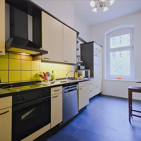 Elegante Altbauwohnung *
