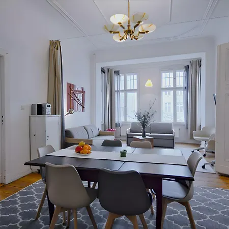 Apartment Elegante Altbauwohnung *