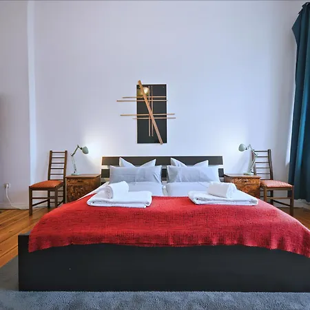 Elegante Altbauwohnung Apartman Berlin