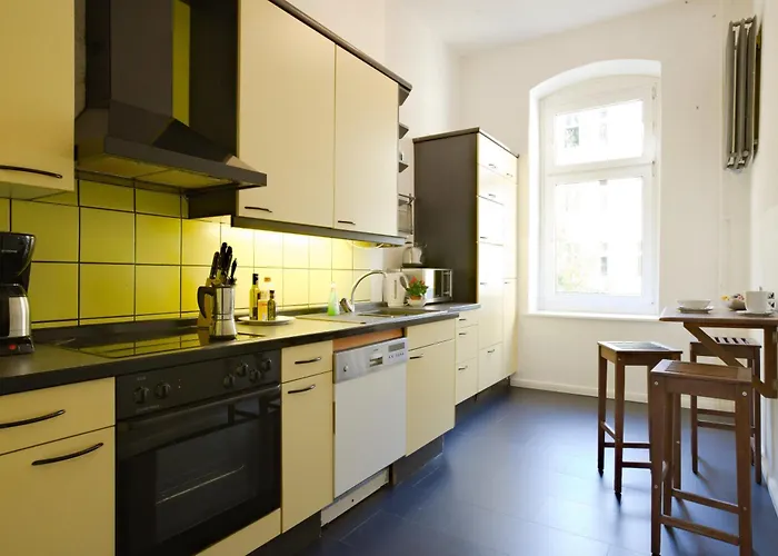 Elegante Altbauwohnung * ברלין