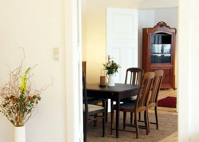 Elegante Altbauwohnung *