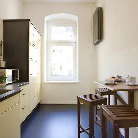 Elegante Altbauwohnung *