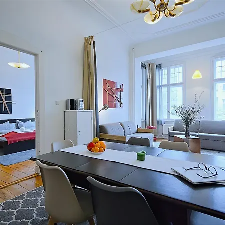 Elegante Altbauwohnung Berlin